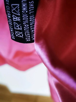 Leather jacket like new, size L