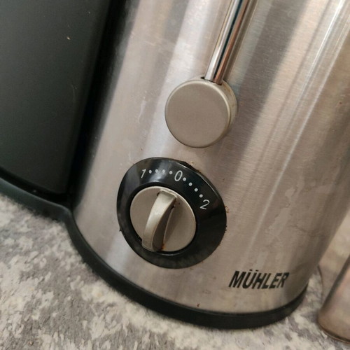 MÜHLER juicer used, 600 W