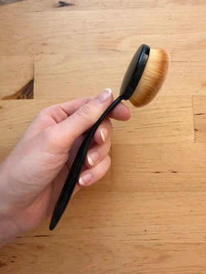 Rossmann foundation brush like new