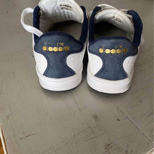 Diadora athletic shoes like new, rare edition size 44