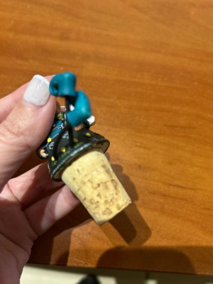 Unique bottle cork elf new