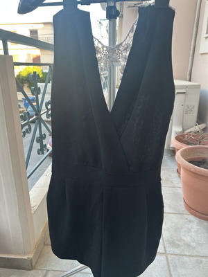 Black Sleeveless Dress with Lace Back, excellent condition, size M