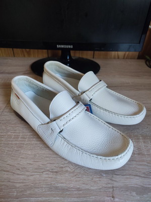 Sea & City men's leather moccasins size 42, new, white