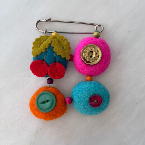 Handmade pin like new, multicolored