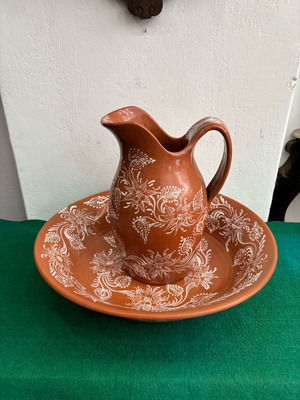 Skyros lavabo used, beautiful in perfect condition