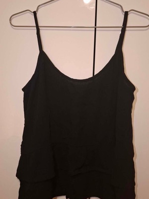 Benetton black t-shirt new, size XS