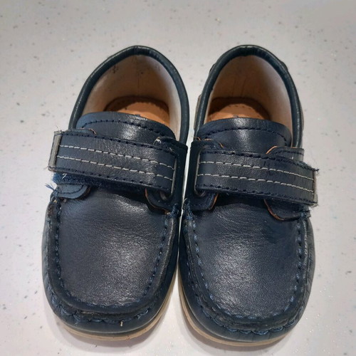 Navy moccasins size 21 like new