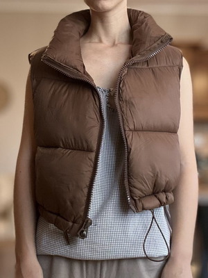 Stradivarius sleeveless jacket like new, spring and autumn, brown, XS