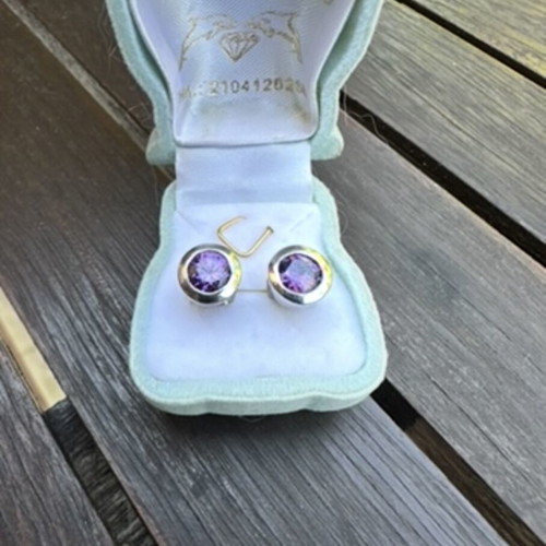 Silver earrings with purple amethyst stone like new 925