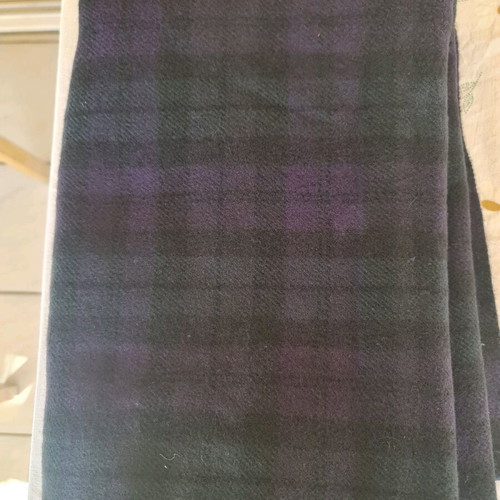 Wool fabric for plaid skirt