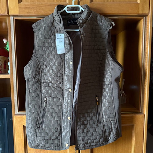 Beige vest new with gold buttons and elastic waist