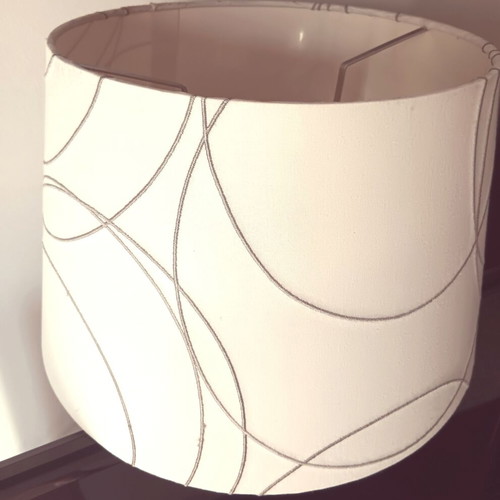 Ceiling lamp shade like new, height 22 cm, diameter 26-32 cm