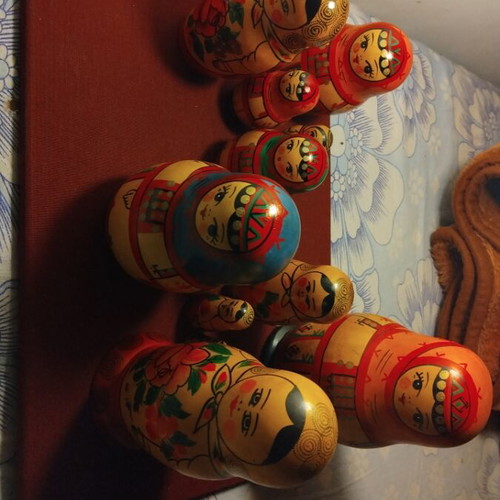Matrioska original made in Russia 1985, genuine, 12 pieces, like new