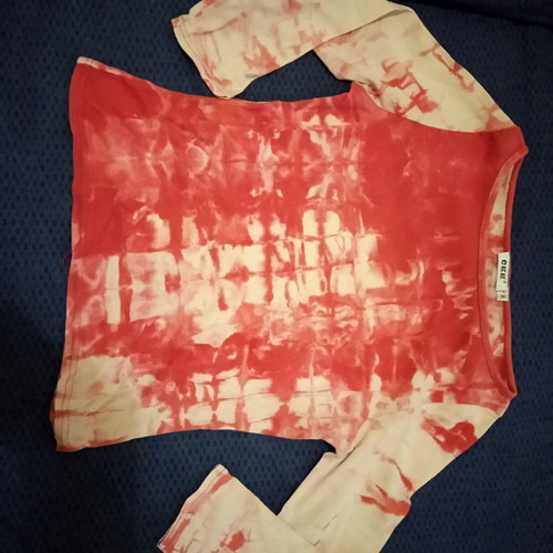 Vintage Y2K Tie-Dye blouse egg used, red and cream, size M