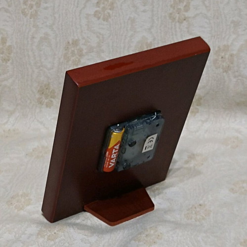 Clock with silver frame quartz used, table decorative