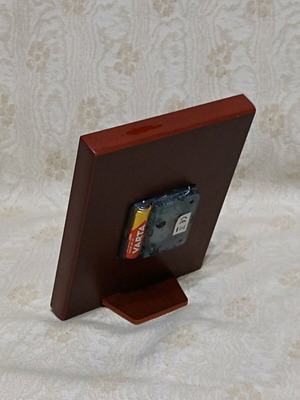 Clock with silver frame quartz used, table decorative