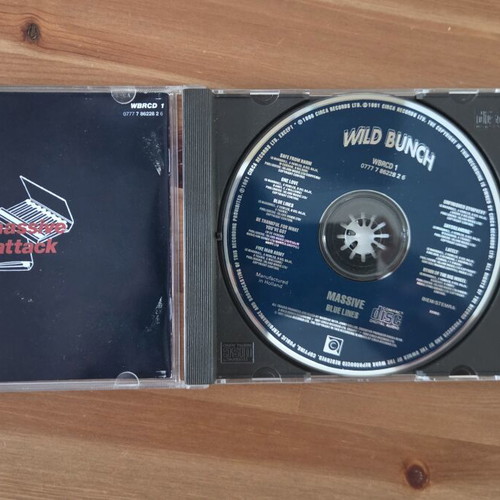 Massive Attack Blue Lines CD used, 1991 first pressing Holland