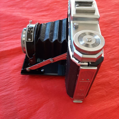 Zeiss Ikon Nettar 515 folding camera used