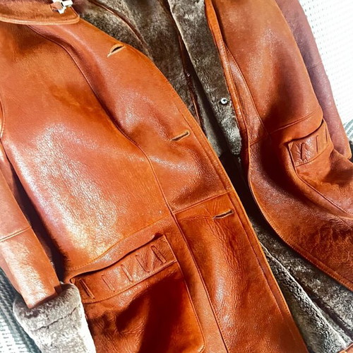 Shearling coat used, XL, brown rust color, fox fur collar