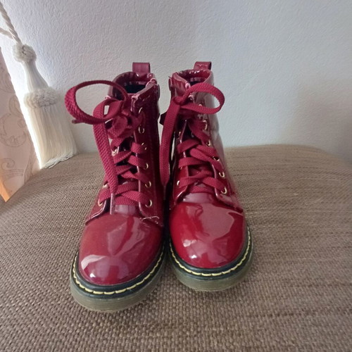 Mix Mind patent leather boots used, size 26, red for girls