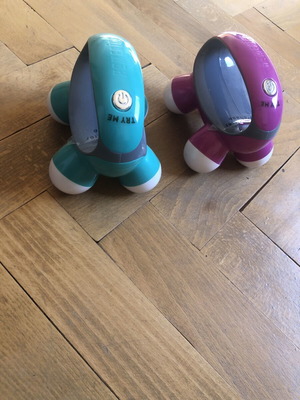 Battery-Powered Massager New, Portable and Convenient