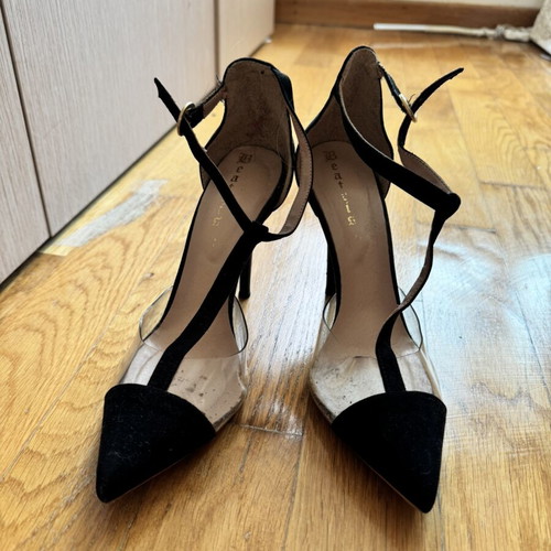 Black velvet pointed heels like new, size 36, transparent detail