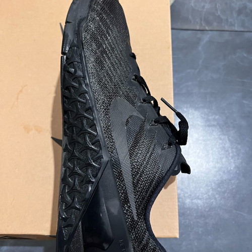 Nike Lift and Run shoes like new, black, size 45