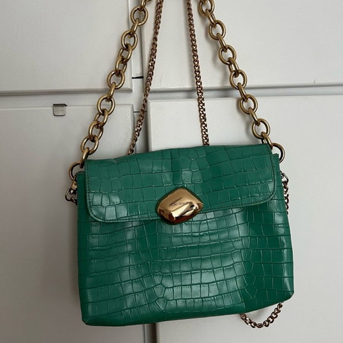 Click Jewels green leather bag like new