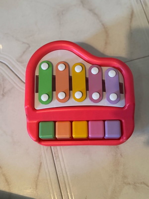 Playgo 2-in-1 Piano & Xylophone like new