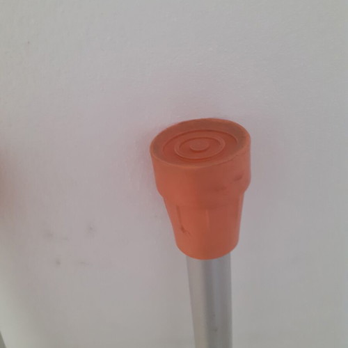 Aluminum Adjustable Crutches like new, height 1.37m-1.57m, pair