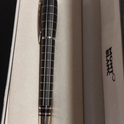Mont Blanc Star Walker Platinum Series 2006 pen new with box
