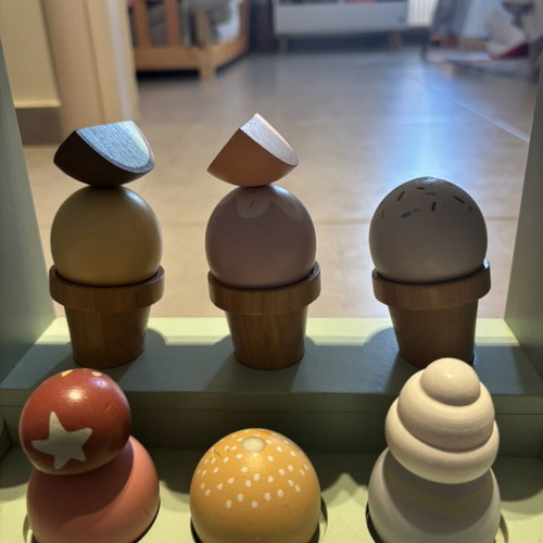 Little Dutch Wooden Ice Cream Shop Set like new, complete
