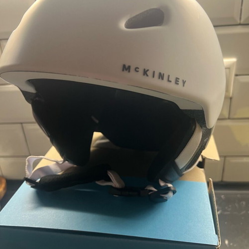 McKinley ski helmet like new
