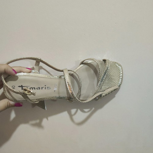 Tamaris women's sandals gold new with croco design