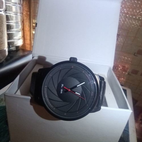 Weide men's watch like new, waterproof, black leather strap