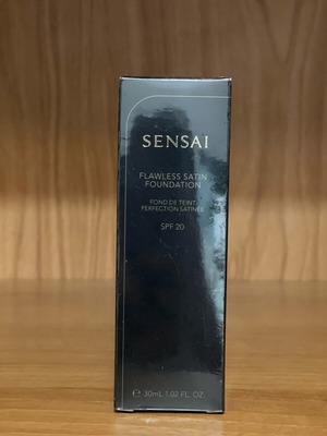 Sensai Foundation Warm Beige new FS204.5