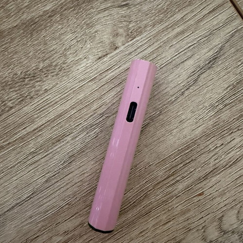 Vilter Aspire electronic cigarette like new, pink with new mouthpiece