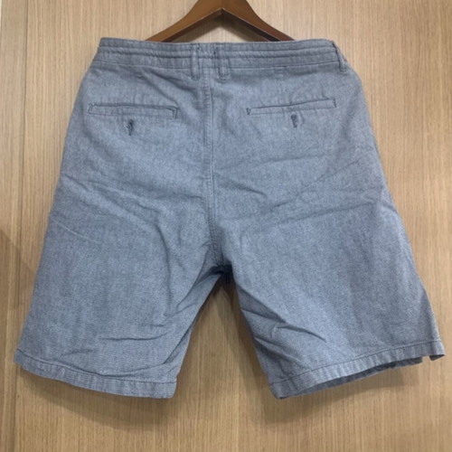 H&M Men's Bermuda Shorts like new, size XL, white and grey