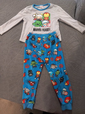 Marvel pajama like new, thin for 98-104 cm, 3 years old