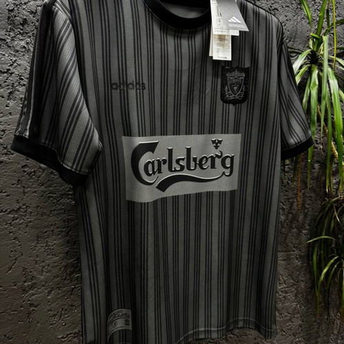 Liverpool Retro 1998 Jersey like new, official replica