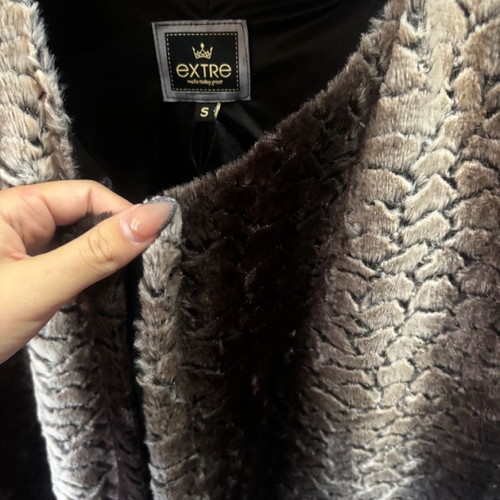Women's sleeveless fur vest brown, size S