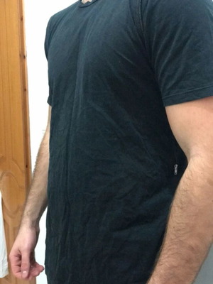 Black short-sleeve T-shirt XL used with zipper