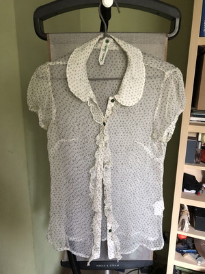 Guess silk shirt like new, size S, white and green hearts