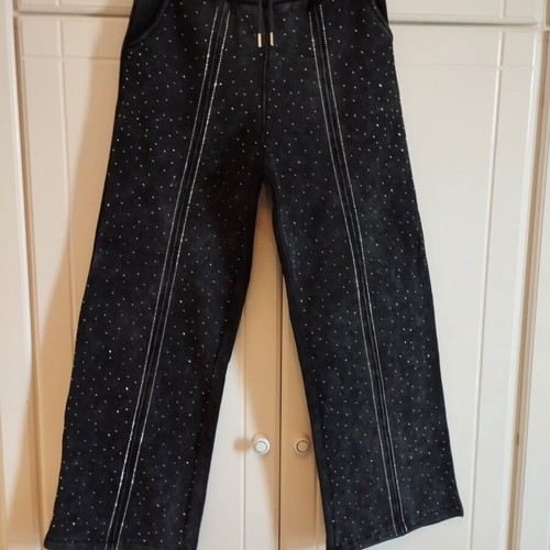 Jogger pants black with rhinestones and fleece lining like new, size XL