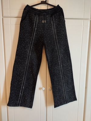 Jogger pants black with rhinestones and fleece lining like new, size XL