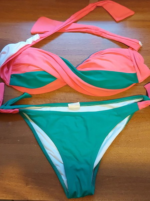 G. GIUGLIA bikini set red and green, size M-L (TG: 46)