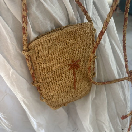 Manebi crossbody bag like new, small mobile phone pouch