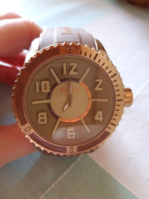 Ferendi wristwatch women's new with beige rubber strap