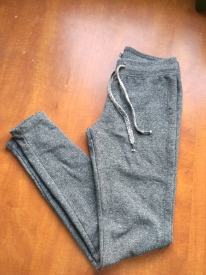 Children's leggings used, gray, size 110 cm with 2 stains