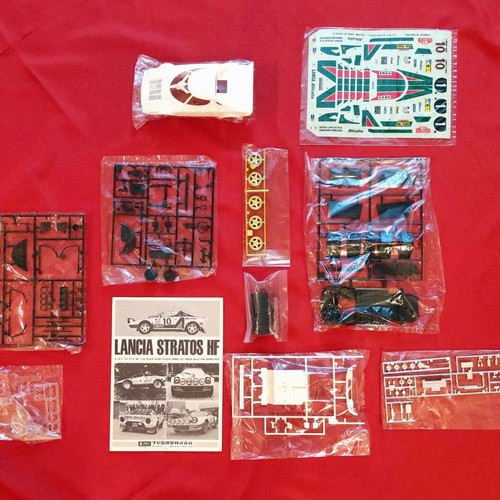 Fujimi Lancia Stratos HF 1976 1/20 Model Kit (Safari / Monte Carlo)